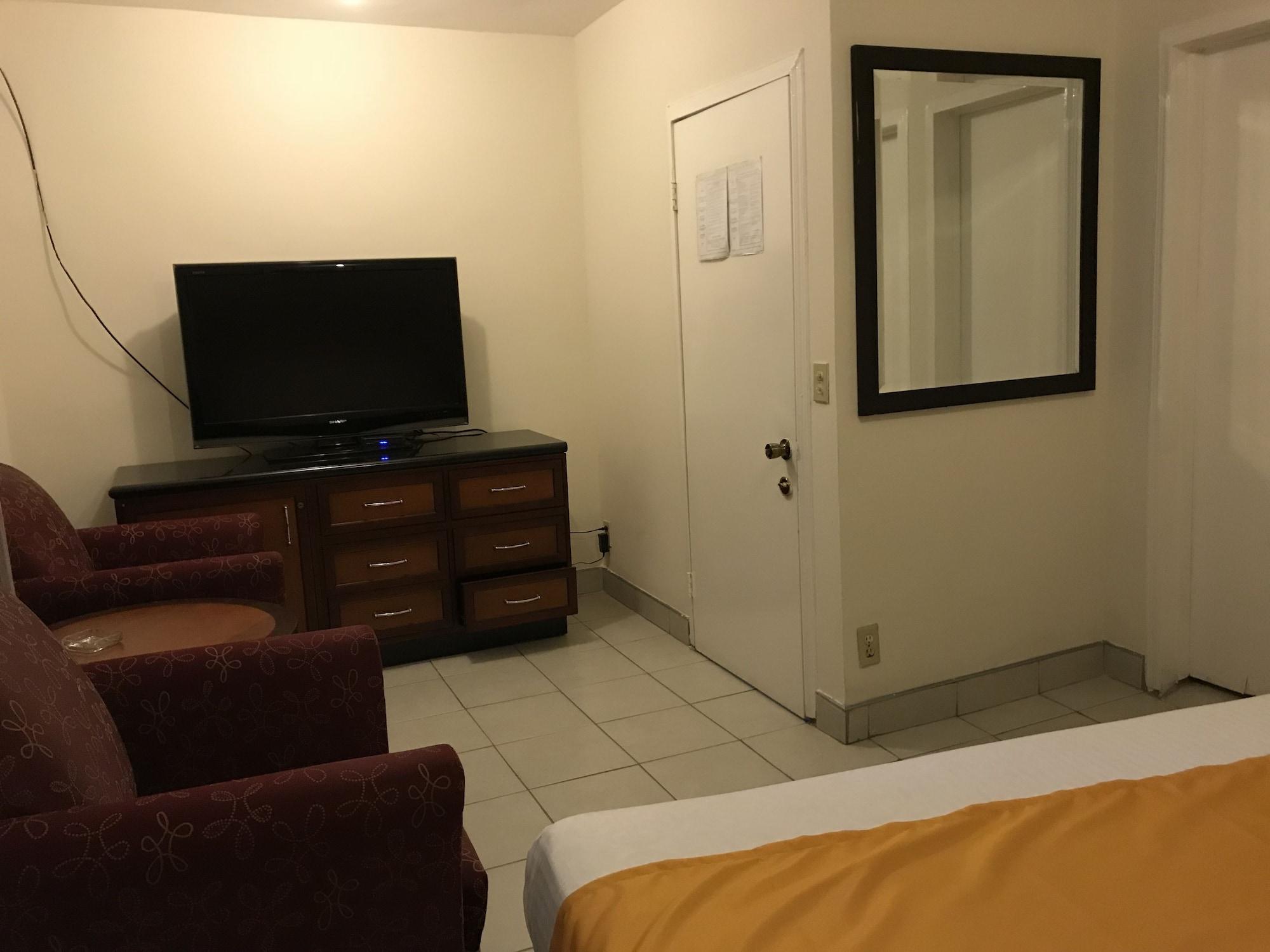 Hotel Guillen Jr ติฮัวนา ภายนอก รูปภาพ