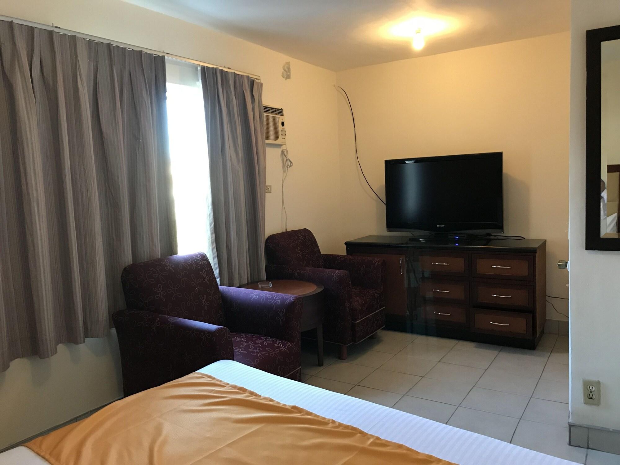 Hotel Guillen Jr ติฮัวนา ภายนอก รูปภาพ