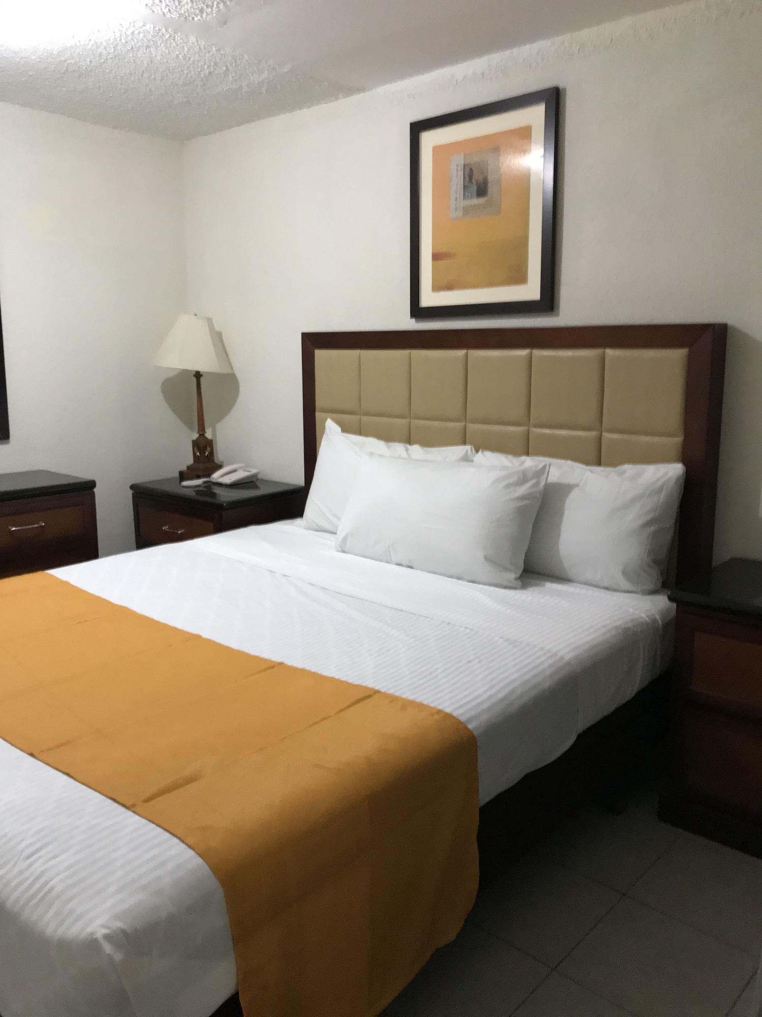 Hotel Guillen Jr ติฮัวนา ภายนอก รูปภาพ