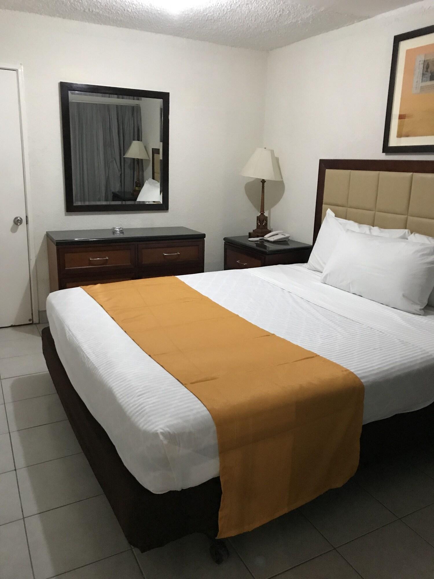 Hotel Guillen Jr ติฮัวนา ภายนอก รูปภาพ