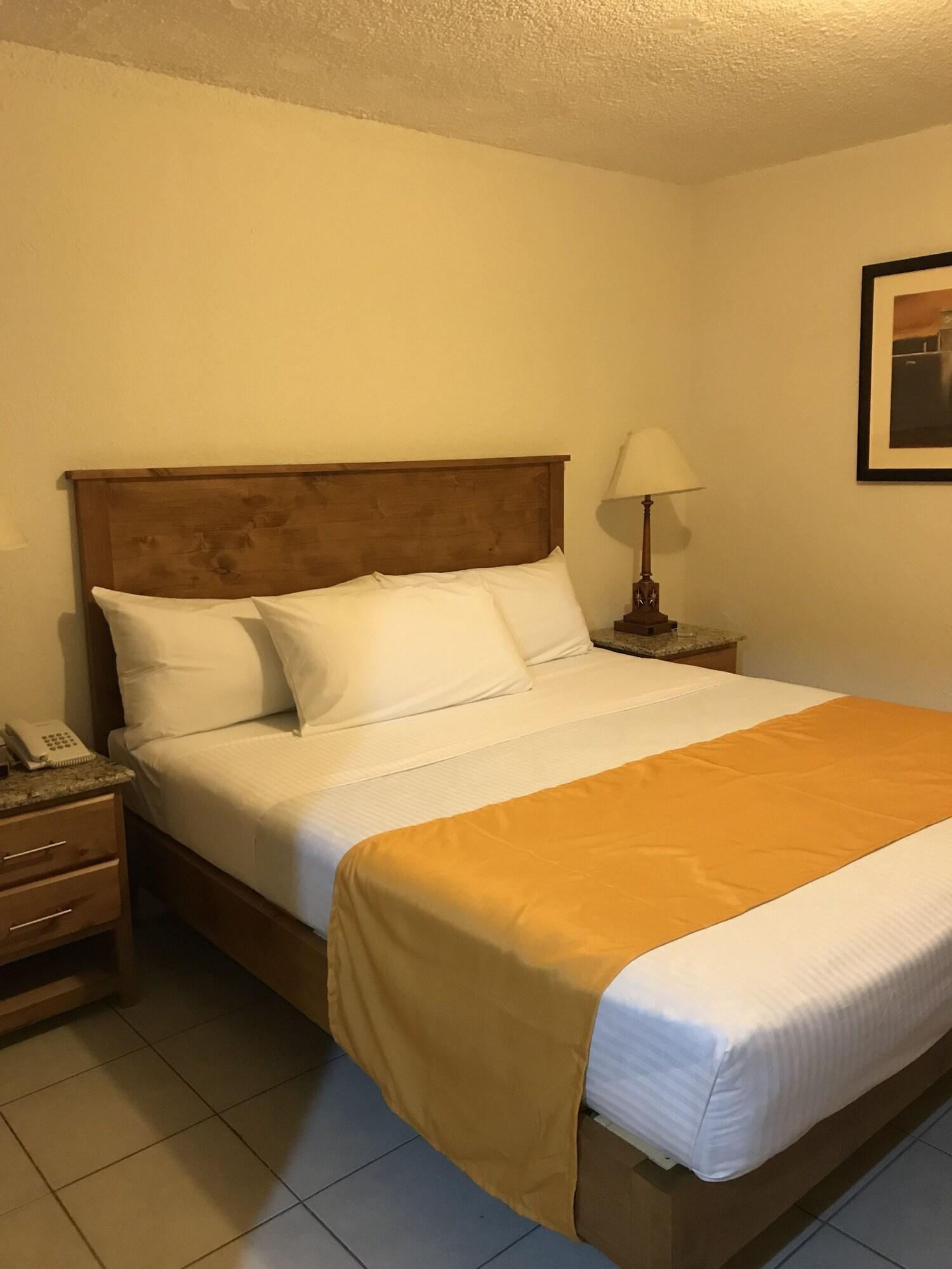 Hotel Guillen Jr ติฮัวนา ภายนอก รูปภาพ