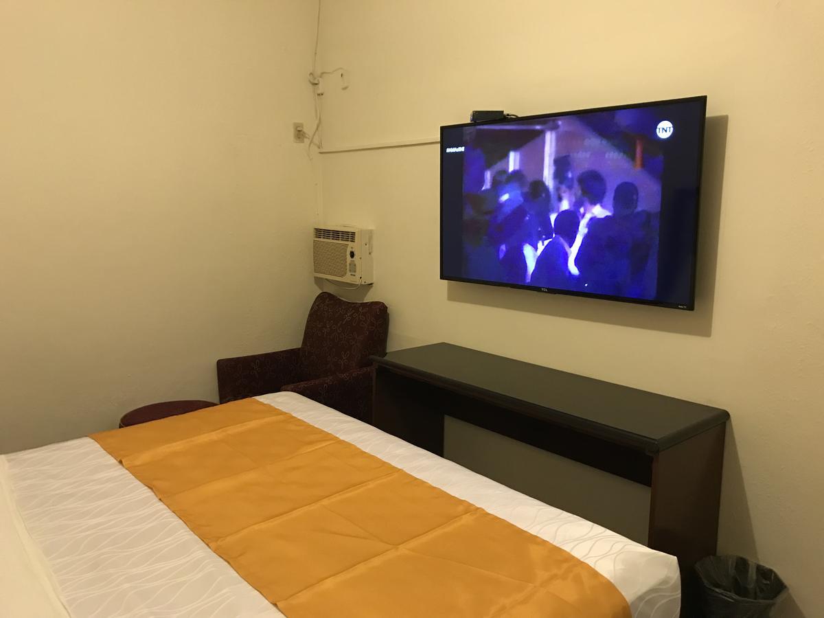 Hotel Guillen Jr ติฮัวนา ภายนอก รูปภาพ