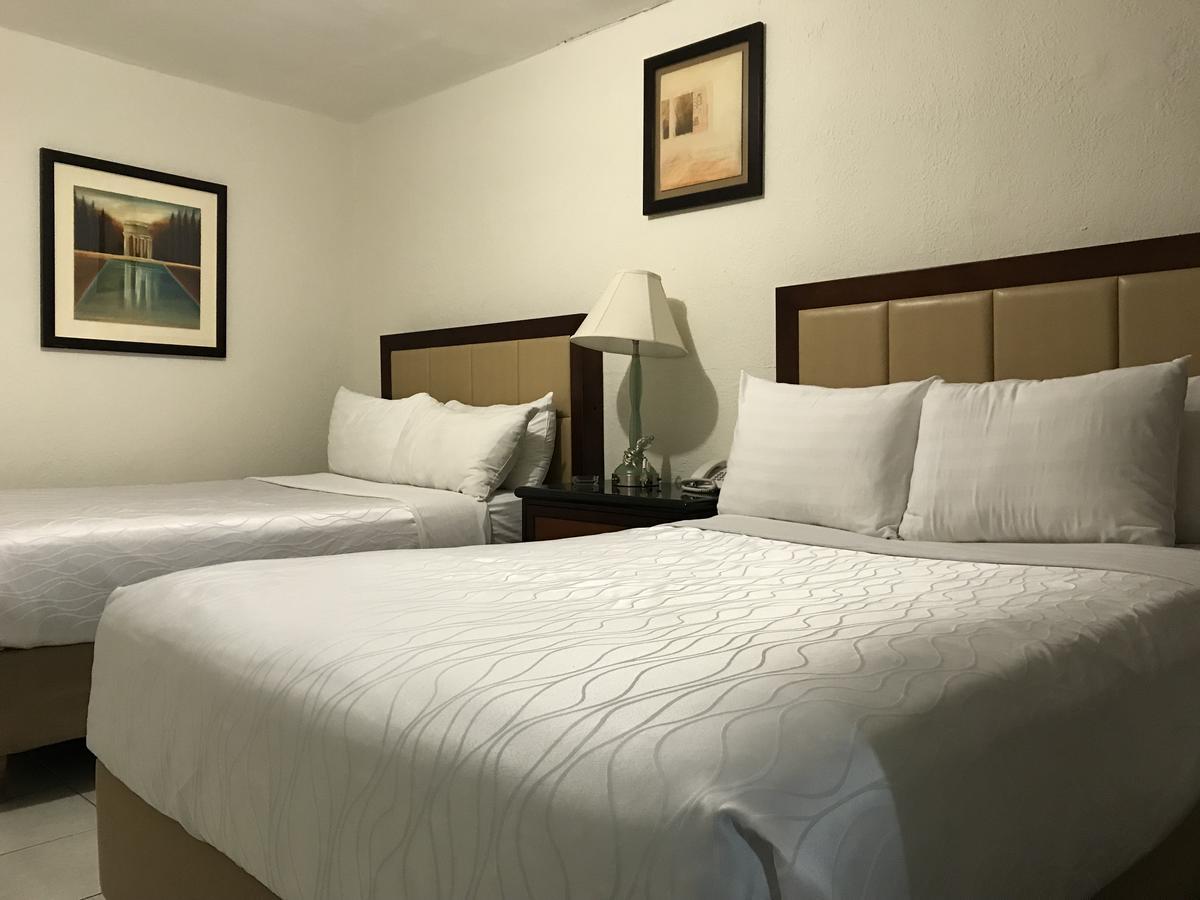 Hotel Guillen Jr ติฮัวนา ภายนอก รูปภาพ